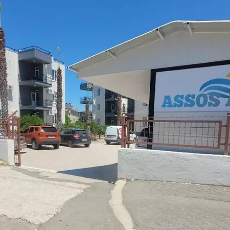 Assos Apart: Havuzlu Sitede Tamami Sizin 2 Oda 1 Salon Daire Apartament