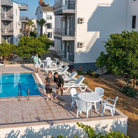 Assos Apart: Havuzlu Sitede Tamami Sizin 2 Oda 1 Salon Daire *