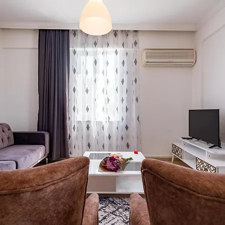 Apartament Assos Apart: Havuzlu Sitede Tamami Sizin 2 Oda 1 Salon Daire