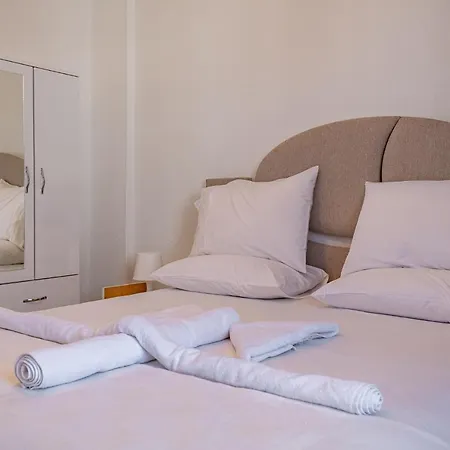 Assos Apart: Havuzlu Sitede Tamami Sizin 2 Oda 1 Salon Daire Belek