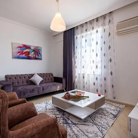 Assos Apart: Havuzlu Sitede Tamami Sizin 2 Oda 1 Salon Daire Apartment Belek