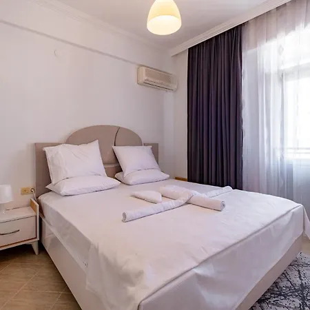 Assos Apart: Havuzlu Sitede Tamami Sizin 2 Oda 1 Salon Daire Apartament Belek