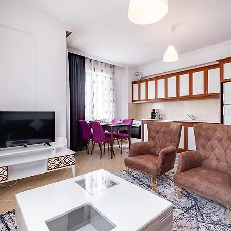 Assos Apart: Havuzlu Sitede Tamami Sizin 2 Oda 1 Salon Daire Apartament *